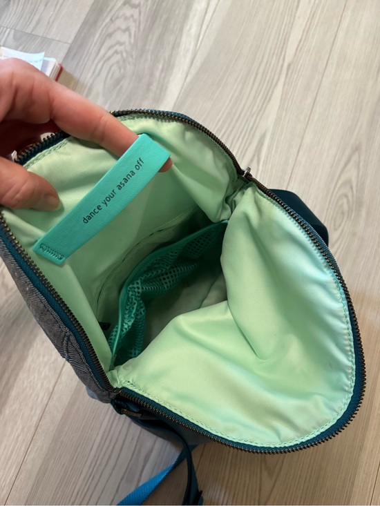 lululemon festival bag teal Everywhere Wordmark Crossbody Belt 1L Lululemon Rare Tofino Teal Festival